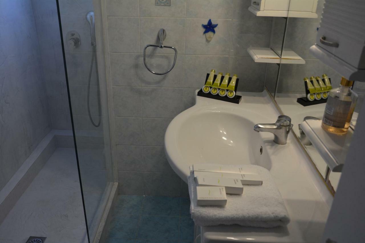 Zeas Apartment بيرايوس المظهر الخارجي الصورة